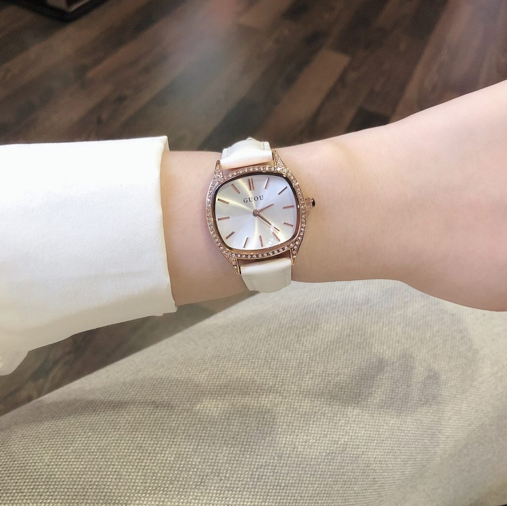 Đồng hồ Guou nữ dây da màu trắng