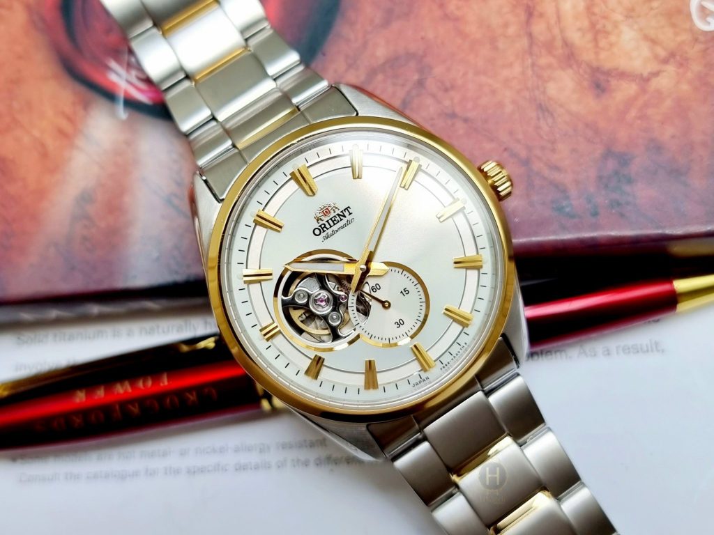 Đồng hồ Orient nam dây kim loại