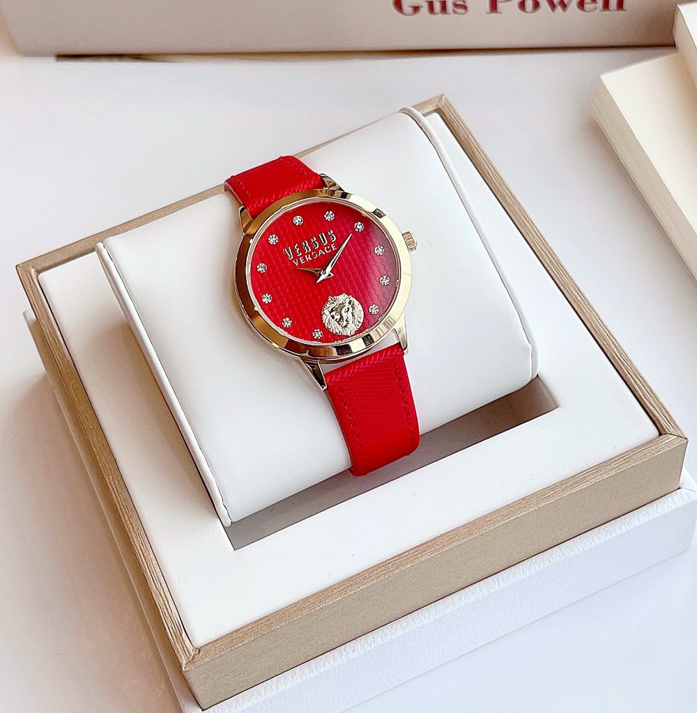 Đồng hồ Versus Versace dây da màu đỏ