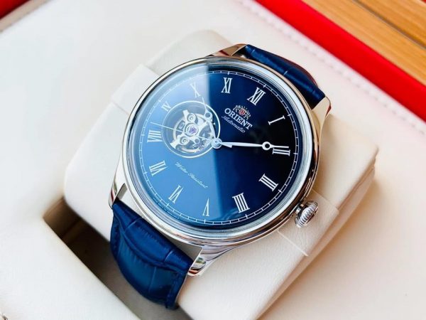 Đồng hồ Orient nam dây da màu xanh dương