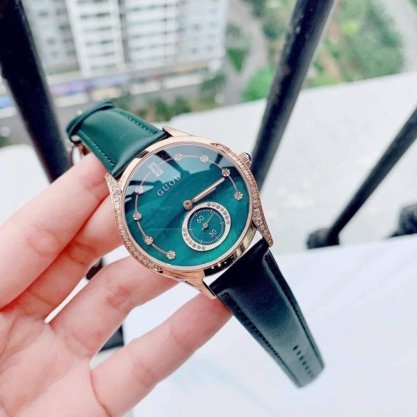 Đồng hồ nữ dây da màu xanh lá cây Guou