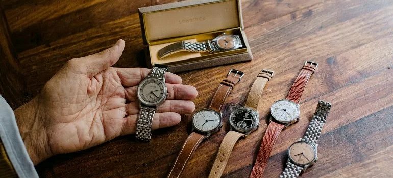 HƯỚNG DẪN ĐEO ĐỒNG HỒ ĐÚNG CÁCH VÀ LỰA CHỌN ĐỒNG HỒ ĐEO TAY PHÙ HỢP