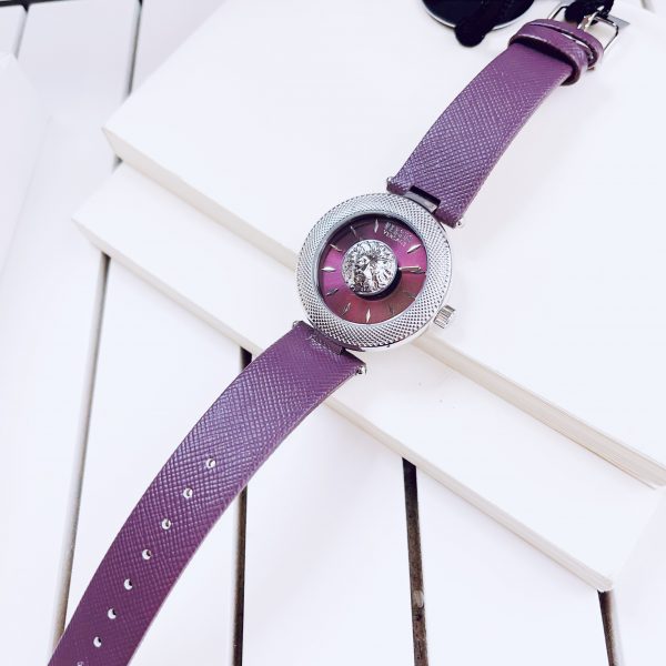 Đồng hồ nữ dây da màu tím Versus Versace
