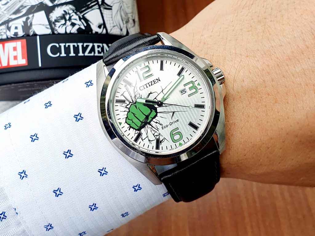 Đồng hồ Citizen nam dây da màu đen