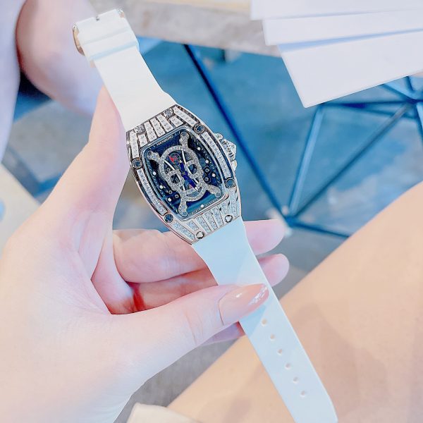 Đồng hồ Hanboro nữ chính hãng đính đá hình đầu lâu dây cao su trắng 36mm