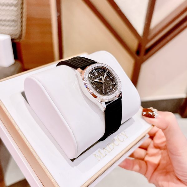 Đồng hồ Madocy chính hãng M81698 nữ dây cao su màu đen 32mm