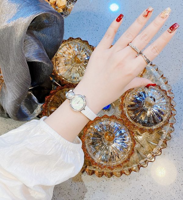 Đồng hồ nữ X-Cer chính hãng mặt tròn đính ngọc trai viền đá Swarovski cao cấp