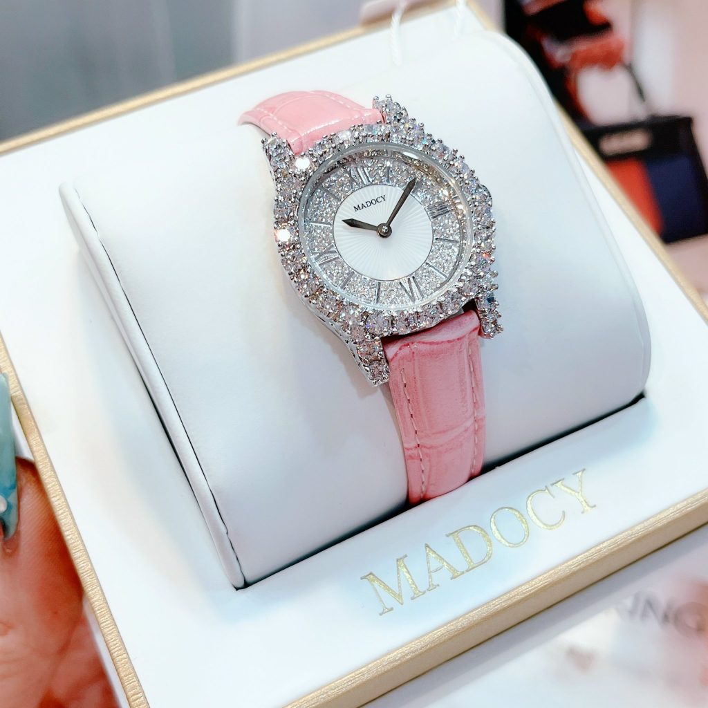 Đồng hồ nữ Madocy chính hãng mã M81699 mặt đính full đá cao cấp mặt tròn màu trắng