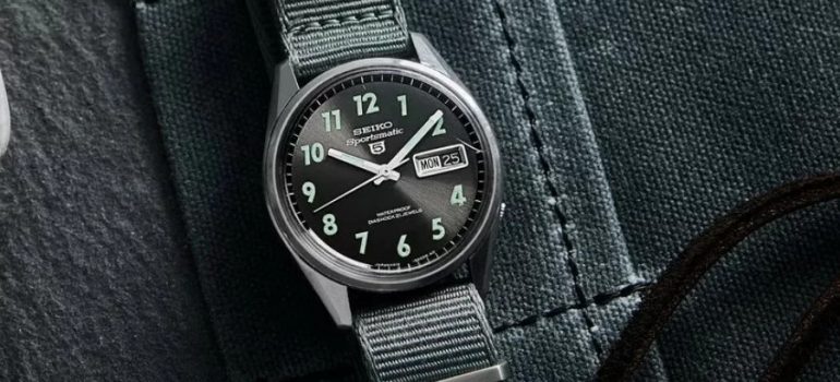 ĐỒNG HỒ SEIKO SPORTSMATIC LÀ GÌ