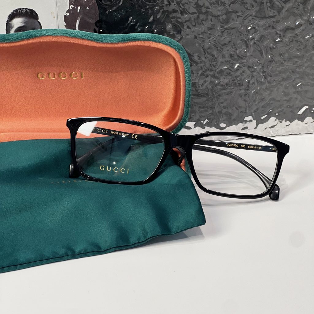 Kính Mắt Gucci Slim Chính Hãng Màu Đen Logo Nổi Lens 56/16/145