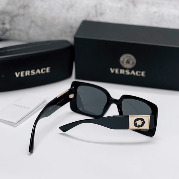 Kính Mắt Versace Chính Hãng New Collection Màu Đen Lens 54/22/140mm