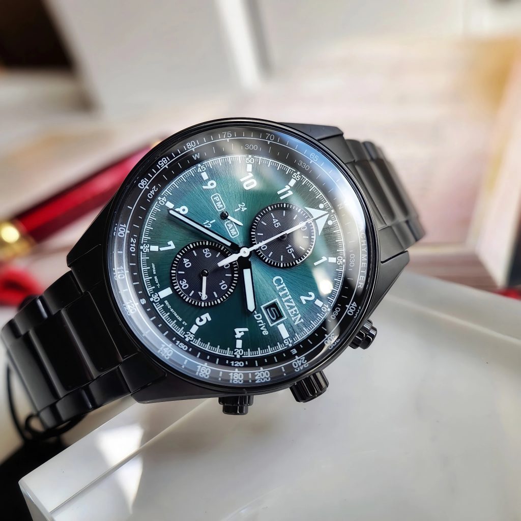 Đồng hồ nam chính hãng Citizen CA0775-87X mặt xanh lá kim dạ quang 43mm