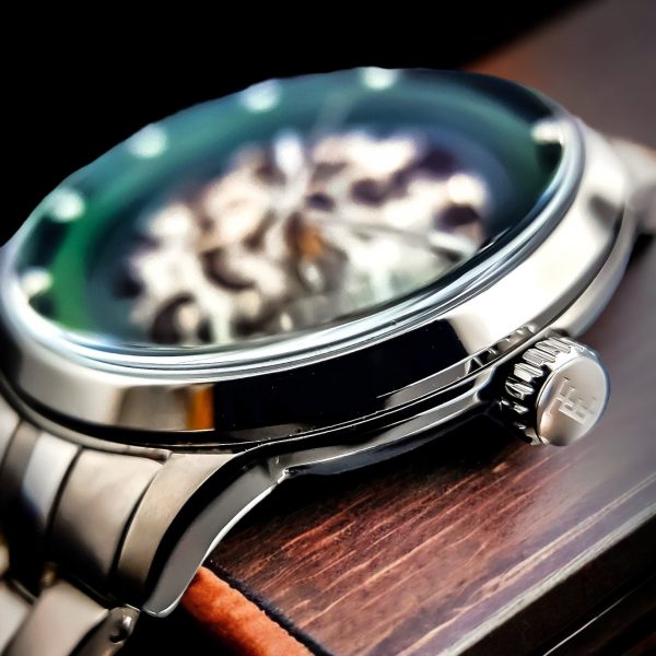 Đồng hồ nam chính hãng Thomas Earnshaw ES-8237-11 dây thép mặt xanh 43mm