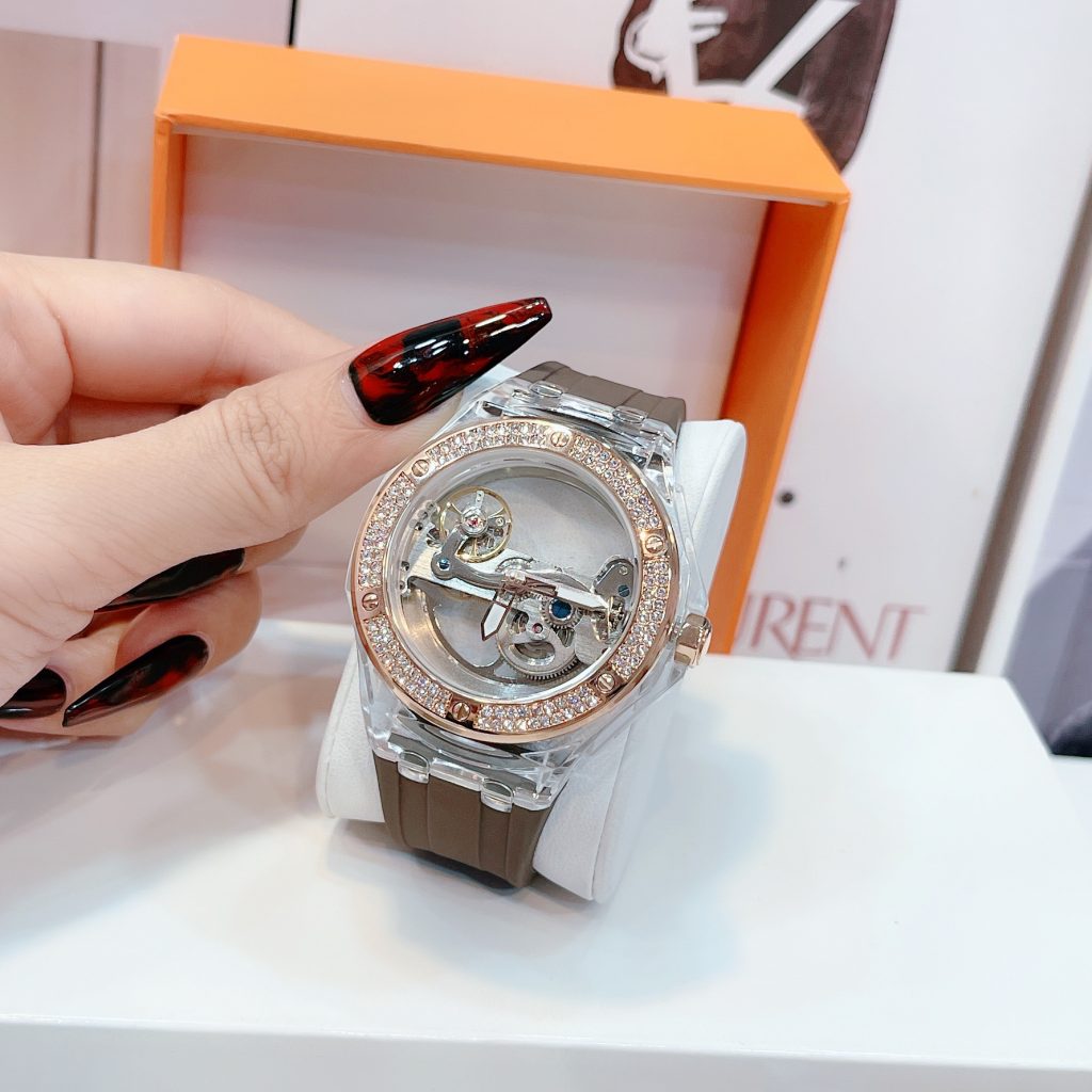 Đồng hồ nam chính hãng Davena viền đính đá swarovski bắt mắt 42mm