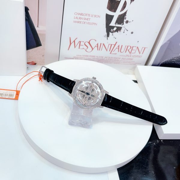 Đồng hồ nữ chính hãng Davena mặt số thiết kế hoa tuyết đẹp mắt 39mm