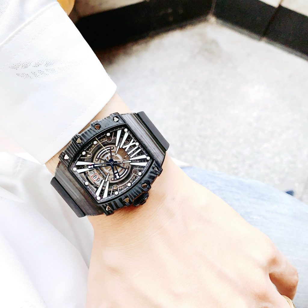 Đồng hồ nam chính hãng Hanboro mặt số đen viền thiết kế vân carbon 40mm