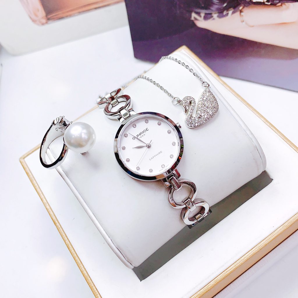 Đồng hồ nữ chính hãng Sunrise thiết kế mặt số tròn đính đá sang chảnh 28mm