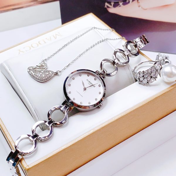 Đồng hồ nữ chính hãng Sunrise thiết kế mặt số tròn đính đá sang chảnh 28mm