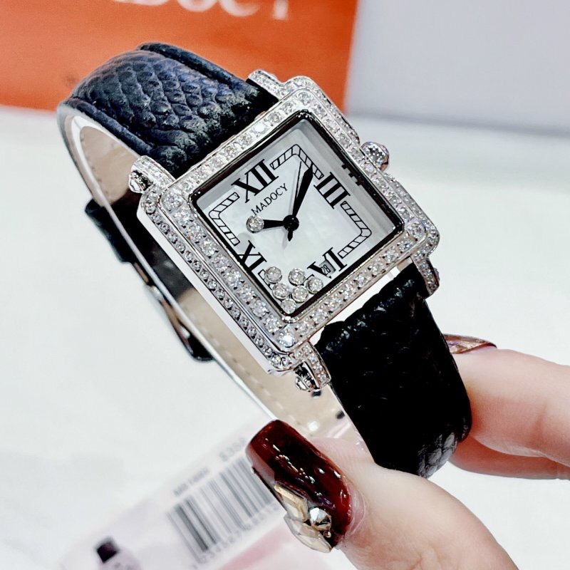 Đồng hồ nữ chính hãng Madocy M81669 dây da gắn full đá pha lê 30mm