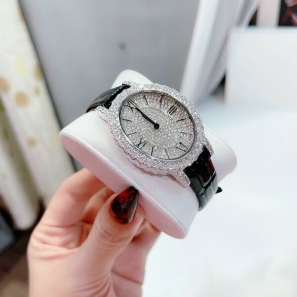 Đồng hồ nữ chính hãng Davena 31893 mặt đính full màu trắng nổi bật 36mm