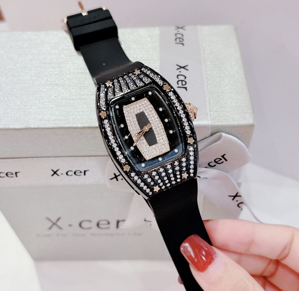 Đồng hồ X-Cer chính hãng nữ màu đen đính đá Swarovski 36mm (2)